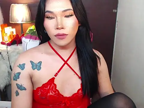 Ur Fantastic Lina online show from 03/27/26, 04:41