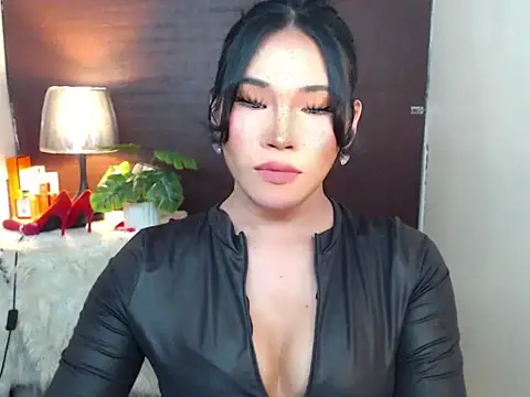 Ur Fantastic Lina online show from 03/26/26, 10:35