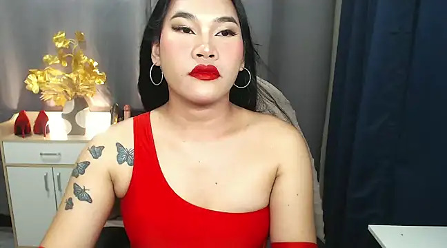 Snapshot of Ur_Fantastic_Lina chatting on 01/17/25, 09:17 Ur Fantastic Lina online show from 01/17/25, 09:17