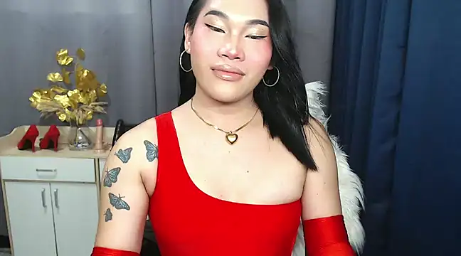 Snapshot of Ur_Fantastic_Lina chatting on 12/26/24, 01:32 Ur Fantastic Lina online show from 12/26/24, 01:32