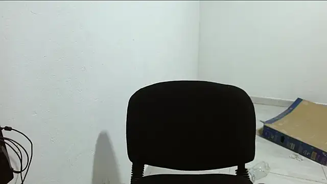 Snapshot of katia_mature chatting on 02/14/26, 03:29 katia mature online show from 02/14/26, 03:29