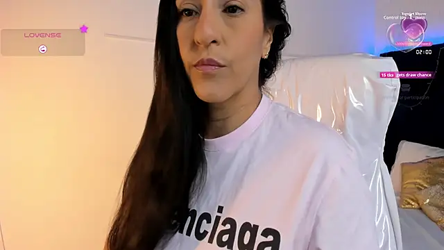 lauren fit online show from 10/25/25, 07:58