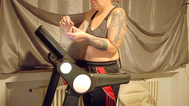 wetgerman 2 online show from 11/08/25, 05:33