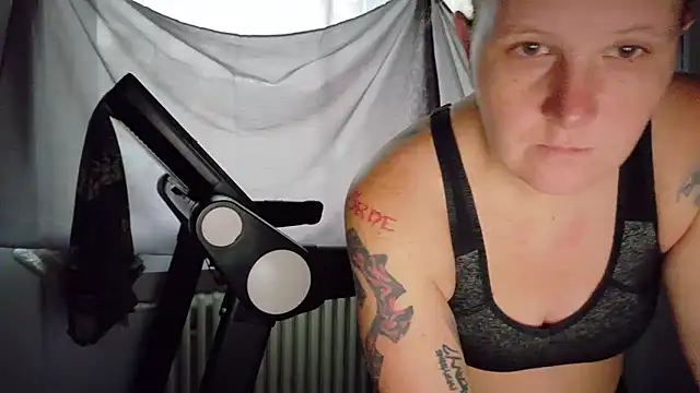 wetgerman 2 online show from 11/03/25, 06:29