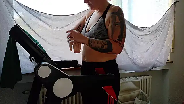 wetgerman 2 online show from 09/28/25, 02:35