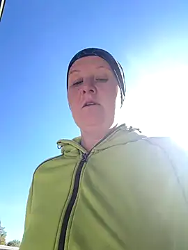 wetgerman 2 online show from 10/03/25, 09:11