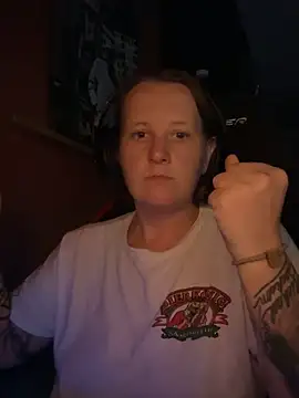 wetgerman 2 online show from 10/10/25, 10:10