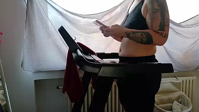 wetgerman 2 online show from 12/18/25, 11:14