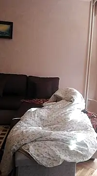 Power Art online show from 01/04/25, 09:10