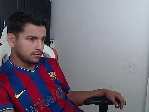 kylian 07 online show from 02/25/26, 05:24