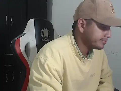 kylian 07 online show from 02/17/26, 02:31