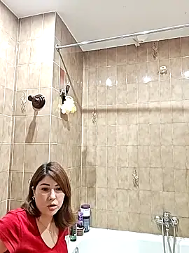 mady gigi online show from 02/19/25, 07:16