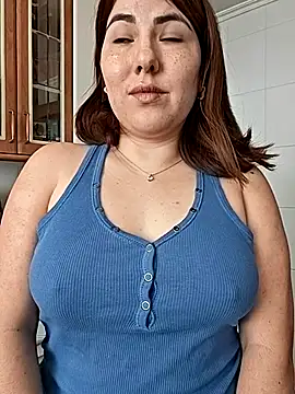 mady gigi online show from 02/24/25, 01:21