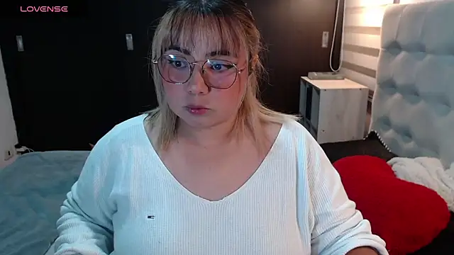 yini angel online show from 05/20/26, 02:52