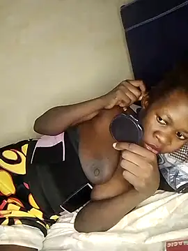 Snapshot of africanpussy22 chatting on 07/10/26, 08:47 africanpussy22 online show from 07/10/26, 08:47