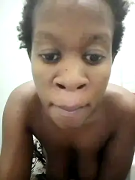 Snapshot of africanpussy22 chatting on 04/13/26, 12:36 africanpussy22 online show from 04/13/26, 12:36