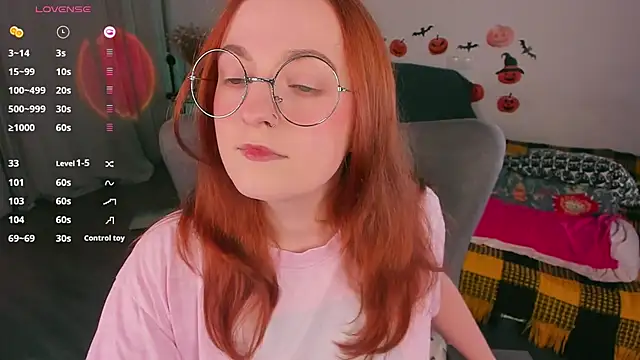 Snapshot of Alice_CutePerv chatting on 11/08/25, 12:25 Alice CutePerv online show from 11/08/25, 12:25