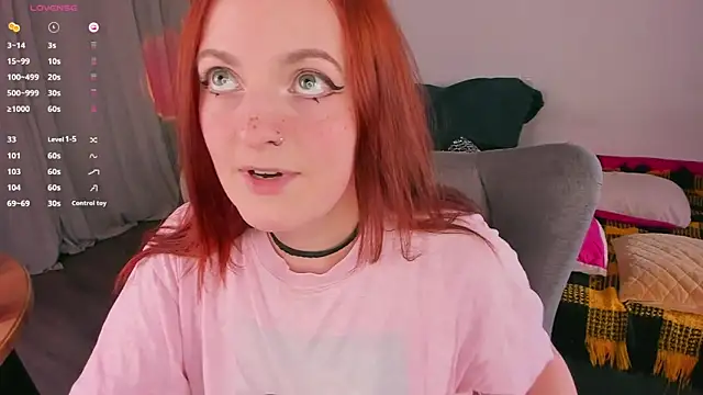 Snapshot of Alice_CutePerv chatting on 12/13/25, 10:16 Alice CutePerv online show from 12/13/25, 10:16