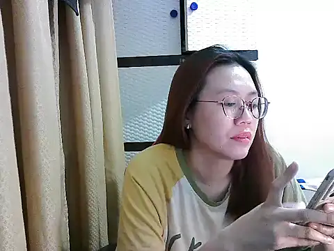 crizzybel online show from 11/18/25, 02:31