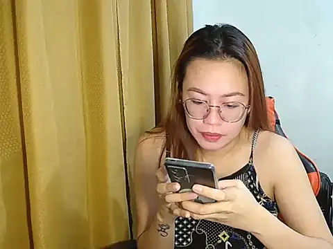 crizzybel online show from 11/27/25, 07:14