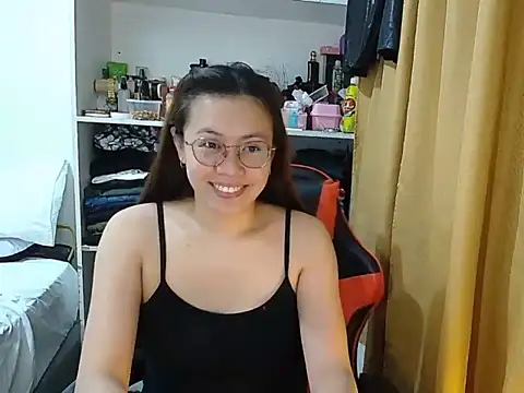 Snapshot of crizzybel chatting on 02/22/26, 05:25 crizzybel online show from 02/22/26, 05:25