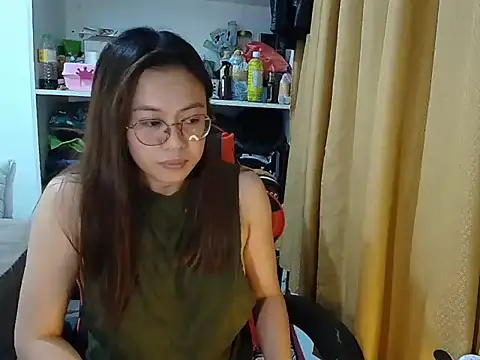 Snapshot of crizzybel chatting on 03/23/26, 03:34 crizzybel online show from 03/23/26, 03:34