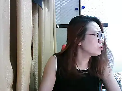 crizzybel online show from 11/11/25, 09:42