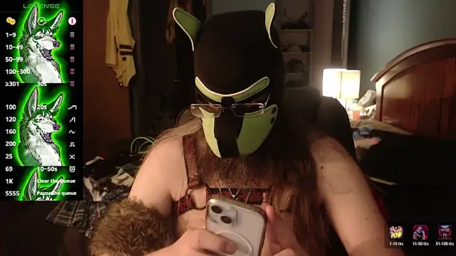 Snapshot of kinkywolf429 chatting on 06/25/26, 09:53 kinkywolf429 online show from 06/25/26, 09:53