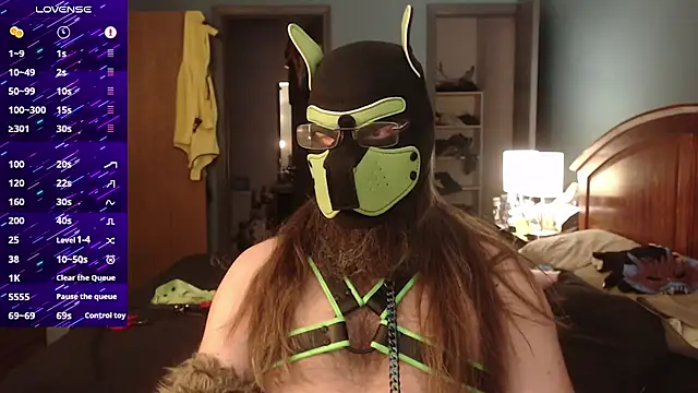 kinkywolf429 online show from 11/18/25, 05:27