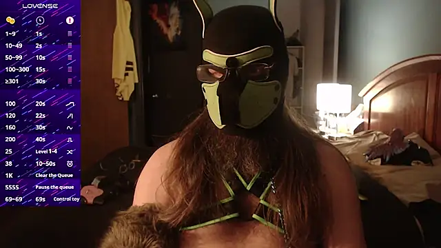 kinkywolf429 online show from 10/07/25, 06:36