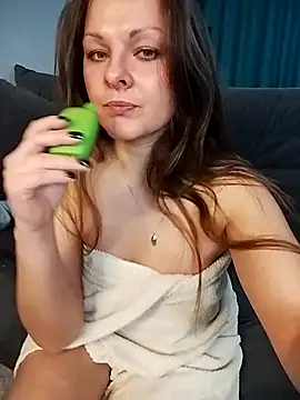 Snapshot of Marla_Singerrr chatting on 02/26/25, 10:16 Marla Singerrr online show from 02/26/25, 10:16