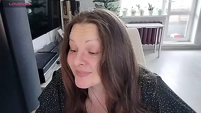 Marla Singerrr online show from 05/17/26, 05:40