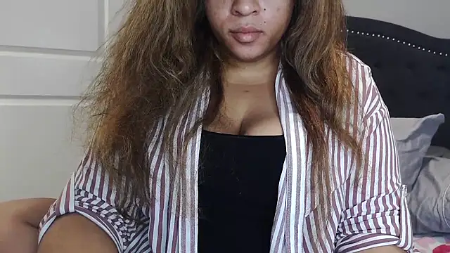 Snapshot of ExoticEmpress18 chatting on 04/05/26, 08:10 ExoticEmpress18 online show from 04/05/26, 08:10