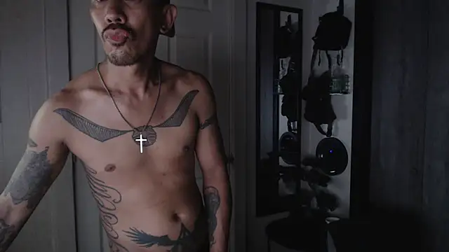 Snapshot of inc25cb@xh chatting on 01/18/25, 06:45 inc25cbxh online show from 01/18/25, 06:45