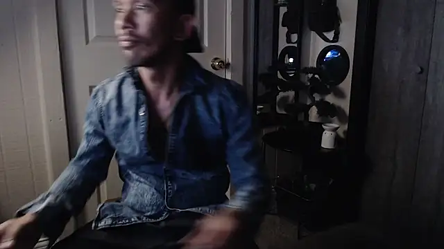 Snapshot of inc25cb@xh chatting on 03/06/25, 07:54 inc25cbxh online show from 03/06/25, 07:54