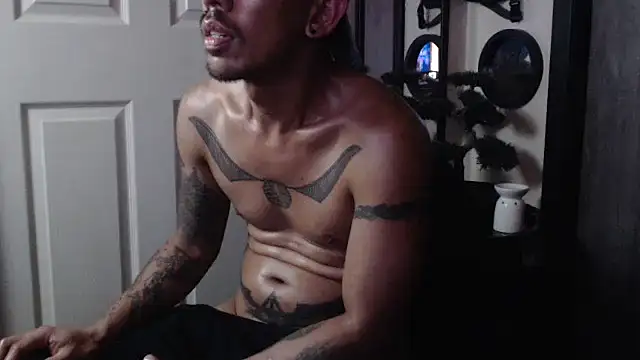 Snapshot of inc25cb@xh chatting on 02/01/25, 07:36 inc25cbxh online show from 02/01/25, 07:36