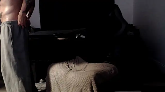 Snapshot of inc25cb@xh chatting on 03/11/26, 08:52 inc25cbxh online show from 03/11/26, 08:52