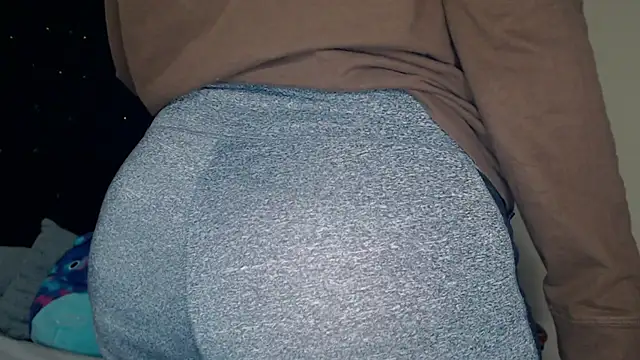 Snapshot of ToxicLilly chatting on 01/21/25, 11:35 ToxicLilly online show from 01/21/25, 11:35