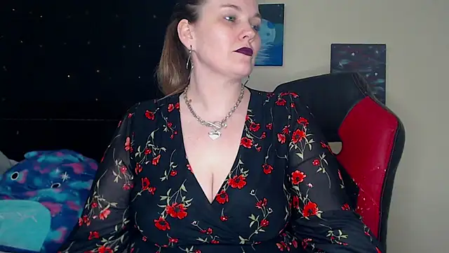 Snapshot of ToxicLilly chatting on 01/05/25, 07:49 ToxicLilly online show from 01/05/25, 07:49