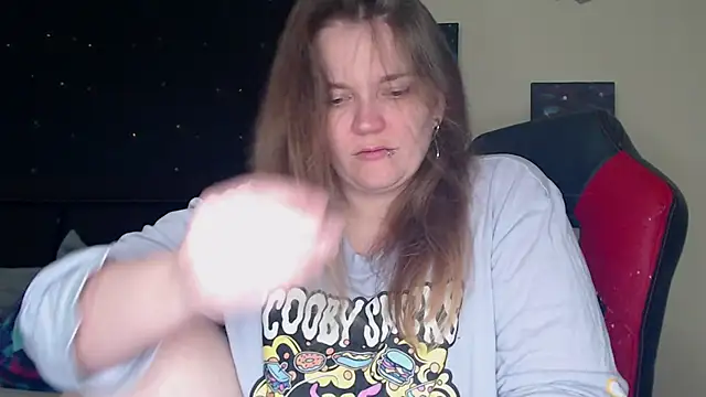 Snapshot of ToxicLilly chatting on 01/23/25, 07:22 ToxicLilly online show from 01/23/25, 07:22