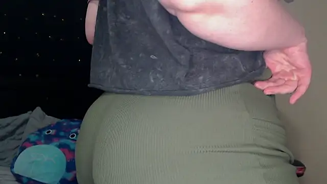 Snapshot of ToxicLilly chatting on 03/14/25, 09:03 ToxicLilly online show from 03/14/25, 09:03