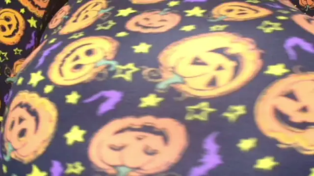 Snapshot of ToxicLilly chatting on 10/21/25, 08:36 ToxicLilly online show from 10/21/25, 08:36