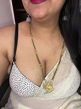 Zoya Varma004 online show from 03/03/26, 05:36