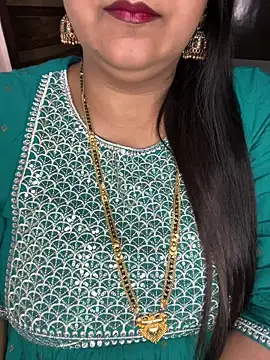 Zoya Varma004 online show from 03/19/26, 07:30