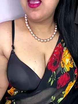 Zoya Varma004 online show from 12/22/25, 06:13