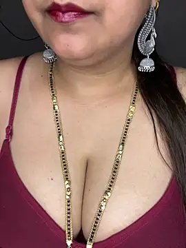Zoya Varma004 online show from 04/22/26, 02:02