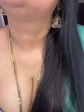 Zoya Varma004 online show from 02/20/26, 05:37