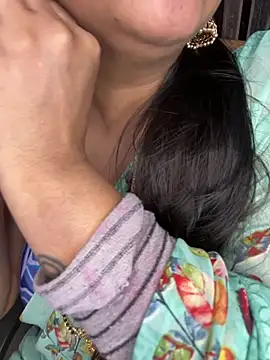 Zoya Varma004 online show from 02/01/26, 09:07