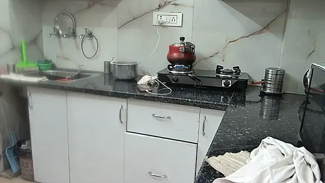Zoya Varma004 online show from 03/10/25, 11:12