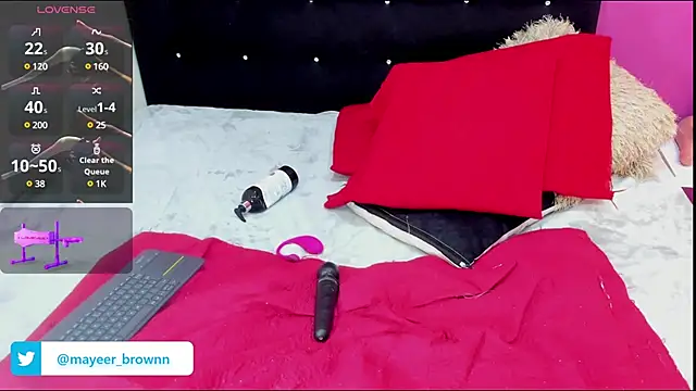 Snapshot of Brunna-Brownn chatting on 02/26/25, 03:43 Brunna-Brownn online show from 02/26/25, 03:43